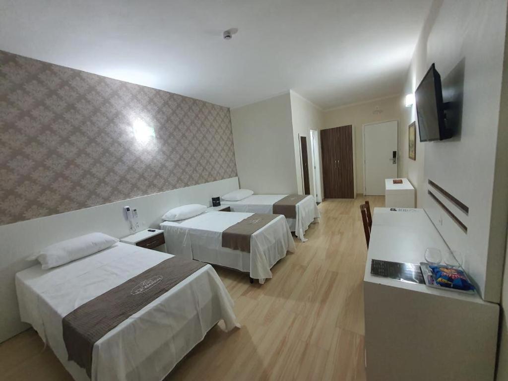 Charles Hotel Porto Ferreira Exterior photo